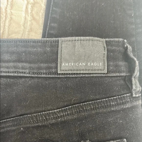 American Eagle Women's Black Distressed Skinny Jeans - Picture 5 of 5